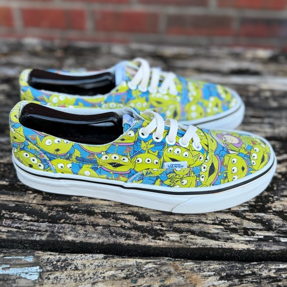 Vans Disney Pixar Toy Story x Era 'Aliens' Collaboration Shoes M-7 W-8.5   T7 - Picture 14 of 16